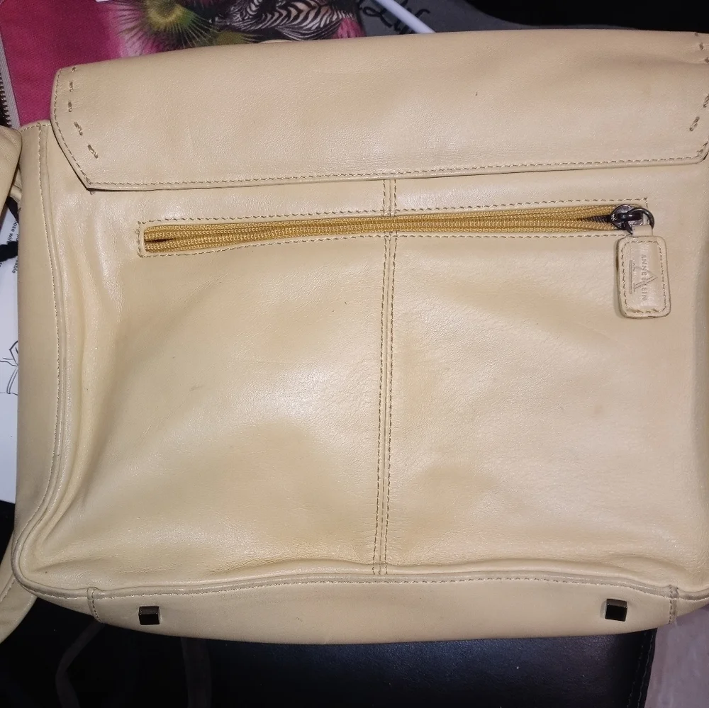 Vintage Anne Klein Retro Pale Yellow Leather Satchel Crossbody/Shoulder bag
